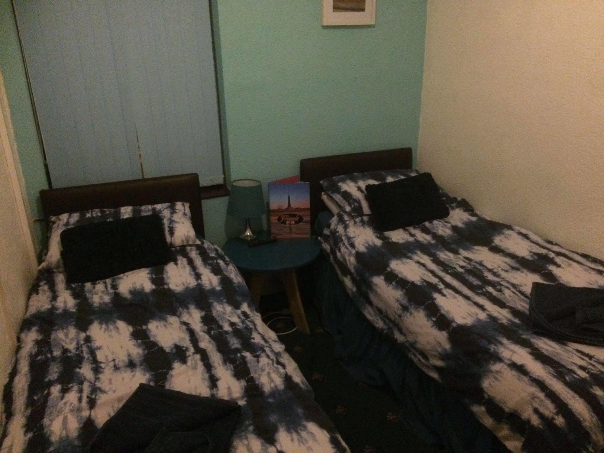 Friends Hotel 黑潭 外观 照片